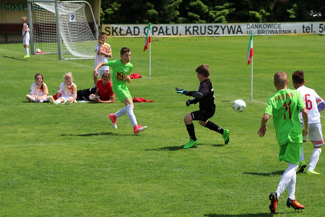 战平上海海港，青岛西海岸3 - 3.